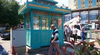 TAKSİ DURAĞI - Eski Taksi Duraklarına Yeni Kent Mobilyaları