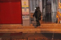 ŞÜPHELİ ÇANTA - Kdz. Ereğli AK Parti Binasında Şüpheli Paket Paniği