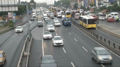 Metrobüsler Çarpıştı Açıklaması Yaralılar Var