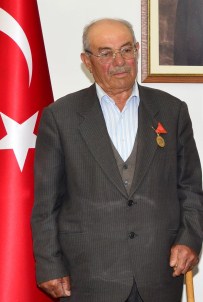 'Milli Kahraman' Mehmet Çavuş'un Kaybolan Madalya Ve Beratı Yenilendi