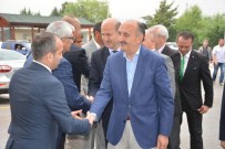 YARIŞ ATI - Sağlık Bakanının AT Yarışı Heyecanı