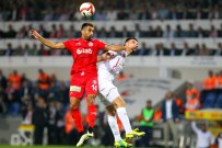 HALIS ÖZKAHYA - Süper Lige Çıkma Mücadelesi, İlk Yarıda Tek Gol