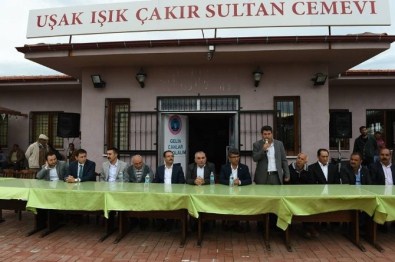 Uşak Alevi Kültür Derneği Üyeleri AK Parti İçin 'Evet' Dedi