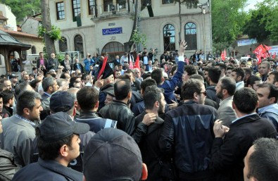 AK Partili Ve MHP'li Gruplar Arasında Gerginlik