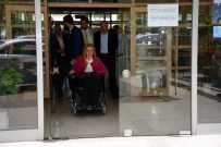 BENNUR KARABURUN - AK Parti'nin Engelli Milletvekili Adayı Oyunu Kullandı