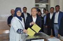 SÜKUN - Başkan Uğur Oy Kullandı