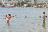 Bodrum'da Plajlar Turistlere Kaldı