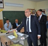 Elitaş Ve Özden 2071 Nolu Sandıkta Oy Kullandı