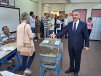 İSMET BÜYÜKATAMAN - MHP Genel Sekreteri İsmet Büyükataman Oyunu Kullandı