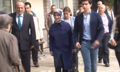 Sare Davutoğlu Başkent'te Oy Kullandı
