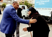 TAHSIN TARHAN - Tarhan Kendi Okulun'da Seçim Nabzını Yokladı