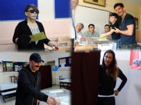 HALİT ERGENÇ - Ünlüler Sandığa Akın Etti