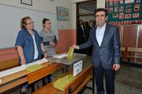 OLGUNLUK - Vali Güzeloğlu Oyunu Kullandı