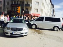 Van'da Maddi Hasarlı Trafik Kazası