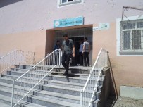 TAHIR ŞAHIN - Varto'da Oy Kullanma İşlemi