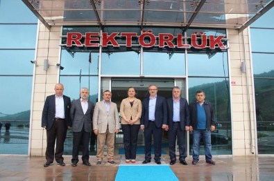 DTSO Yönetiminden Rektöre Ziyaret
