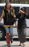 KADIN POLİS - Polis, Dolandırıcı Kadını Pazarcı Kılığına Girerek Yakaladı