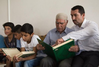 82 Yaşında Kur'an Öğrendi