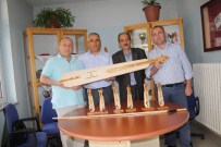 Adam Boyu Kemençe İlgi Çekiyor