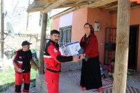 KIMSE YOK MU DERNEĞI - Asya Arama Kurtarma Ekibi, Sokak Sokak Gezip Kumanya Dağıttı