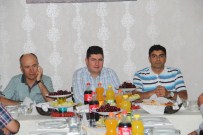 MURAT BÜYÜKKÖSE - Başkale'de Tayini Çıkan Savcı Ve Komutanlar İftarda Bir Araya Geldi