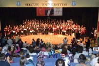 Selçuk Tıp'ta Mezuniyet Sevinci