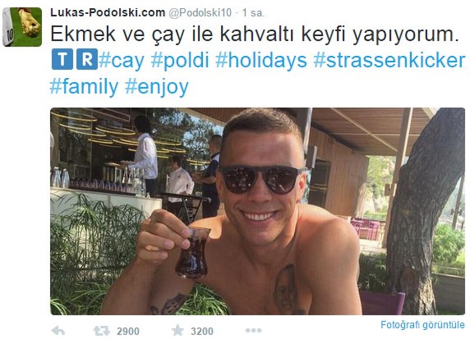 Podolski'den Galatasaray taraftarını heyecanlandıran tweet