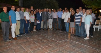 Başkan Kayalı Muhtarlarla İftar Yemeğinde Buluştu