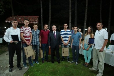 Raylı Sistemler Kümelenmesinde Başarılı Olan Öğrenciler İftarda Buluştu