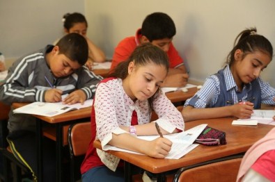 Şehitkamilli Öğrenciler'den TEOG Başarısı