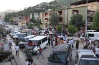 Şemdinli'de Taşlı Sopalı Kavga Açıklaması 5 Yaralı