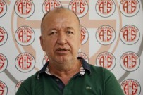 RONALDİNHO - Victor Valdes Gelecek Mi ?