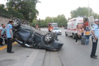 GÜLŞAH AKTÜRK - Başkent'te Trafik Kazası Açıklaması 2 Yaralı