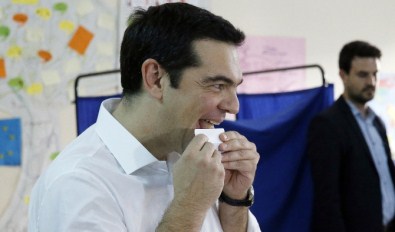 Çipras'a Bu Kez 'Evet'