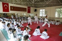 TAM GÜN - Konak'ta Geleceğin Şampiyonları Yetişiyor