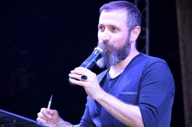 Talha Bora Öge Aksaray'da Hayranlarıyla Buluştu