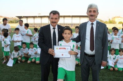 Yenişehirli Arda Turan'a Yoğun İlgi