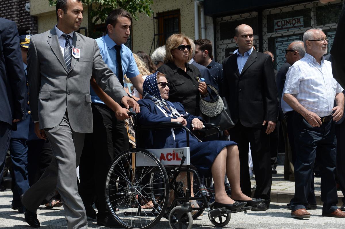 12 Eylül darbe komutanı Şahinkaya son yolculuğuna uğurlandı