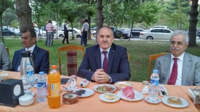 Ahmet Katırcı'dan Veda Yemeği