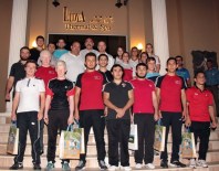 ON BIR AYıN SULTANı - Görme Engelli Judo Milli Takımı Salihli'de Kamp Yapıyor