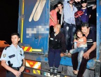 POLİS KONTROLÜ - Kamyon kasası 60 göçmene mezar olacaktı
