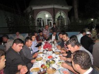 ALI OSMAN BAYRAK - Köy Cami Gençleri Sahur Yemeği Düzenledi