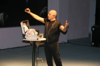 KOMEDYEN - Yavuz Seçkin Gülmekten Kırdı Geçirdi