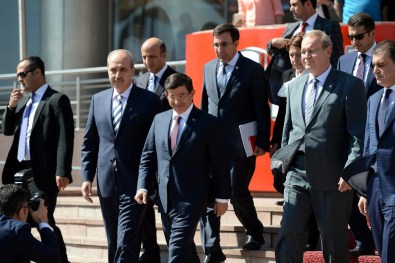 Davutoğlu-Kılıçdaroğlu Görüşmesi Sona Erdi