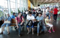 OTOBÜS FİRMASI - Bursa Terminali'nde Bayram Yoğunluğu