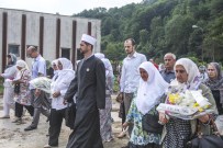 BOŞNAK - Srebrenitsalı Kurban Yakınları, Katliam Yerlerini Gezdi