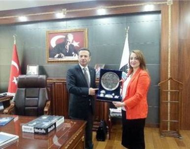 Atasoy, UNESCO Listesine Giren Tarihi Yerlerinde Temaslarda Bulundu