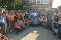 CUMA ÖZDEMIR - Belediye Çalışanlarına Gıda Yardım Paketi Dağıtıldı