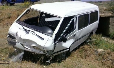 Direksiyon Hâkimiyetini Kaybetti, Şarampole Uçtu Açıklaması 1 Yaralı