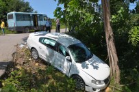 Fatsa'da Yolcu Minibüsü İle Otomobil Çarpıştı Açıklaması 3 Yaralı